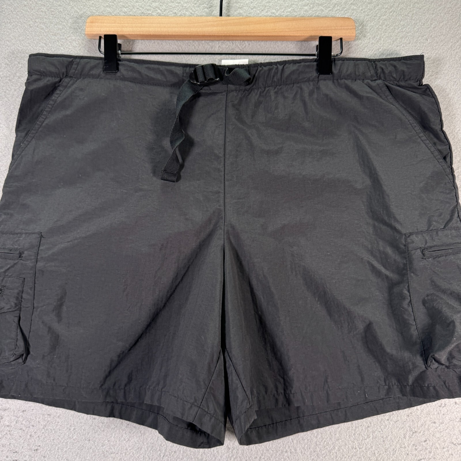 Vintage Columbia Nylon Cargo Shorts Womens Large Black Belted Utility Comfort 6"
